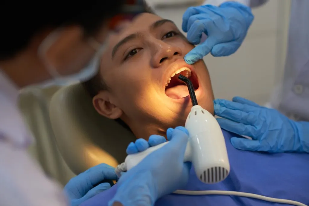 How much is tooth extraction in the Philippines